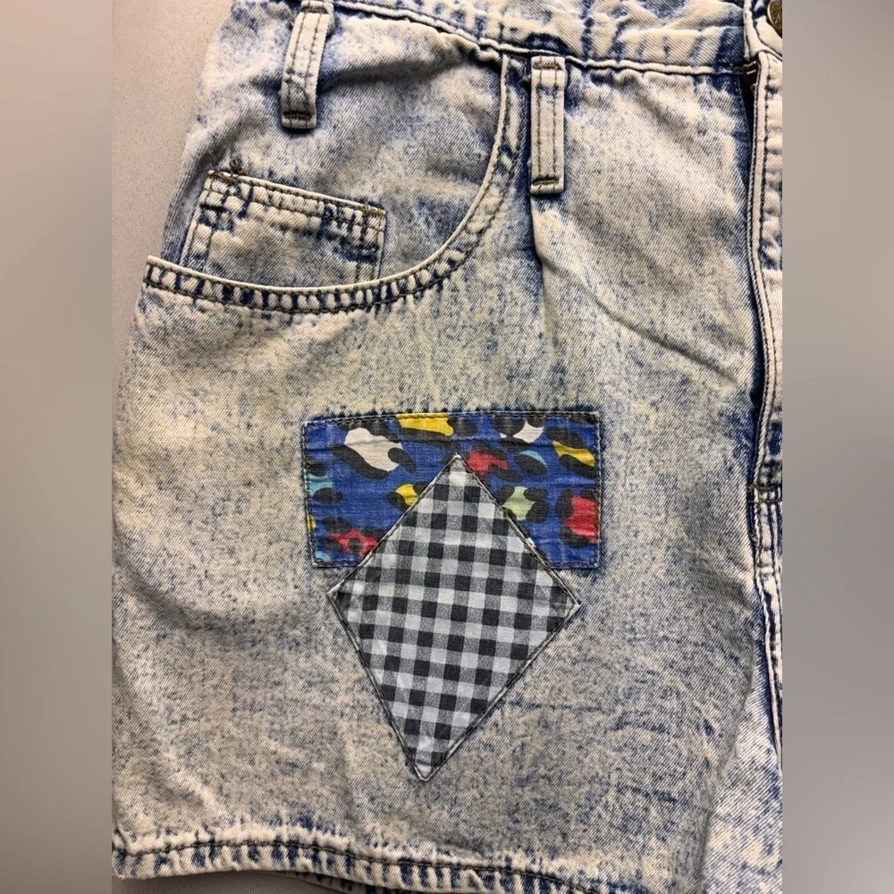 Zena Rare Vintage Junior’s Denim Patchwork Jean Shorts  Size 11